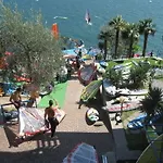 Szálloda Surf Pier - Montagnoli Group 3*