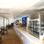 Surf Pier - Montagnoli Group 3*