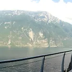 Surf Pier - Montagnoli Group Szálloda 3*