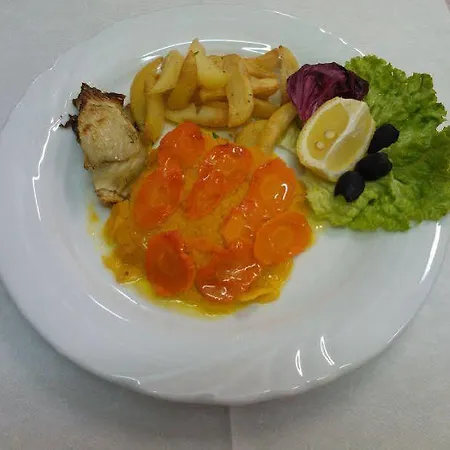 Surf Pier - Montagnoli Group Hotel Limone sul Garda