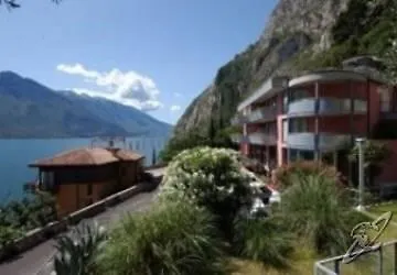 Surf Pier - Montagnoli Group
