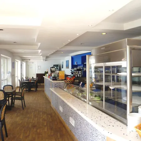 Surf Pier - Montagnoli Group 3*