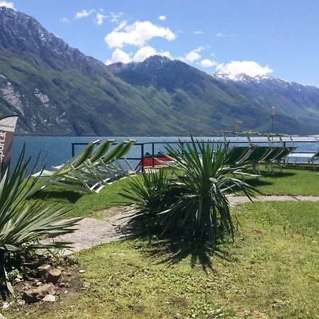 Surf Pier - Montagnoli Group Limone sul Garda