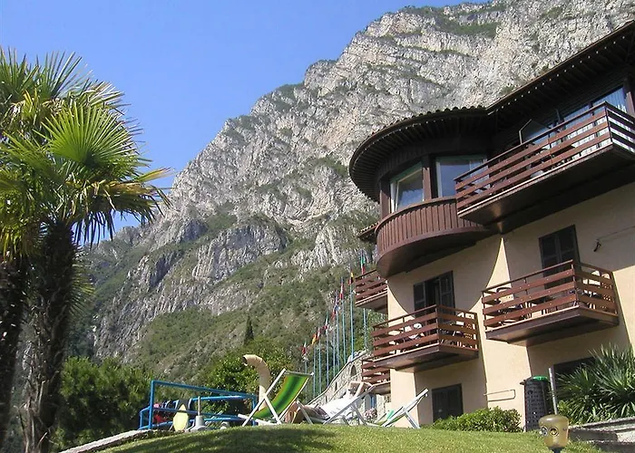 Surf Pier - Montagnoli Group Hotel