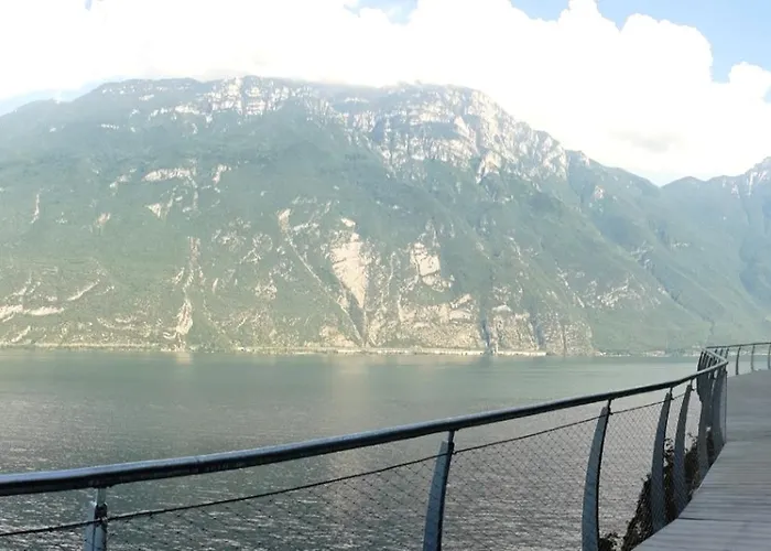 Surf Pier - Montagnoli Group Hotel 3*