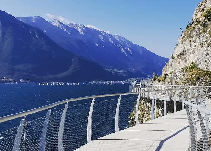 Surf Pier - Montagnoli Group Hotel 3*