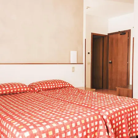 Hotel Surf Pier - Montagnoli Group