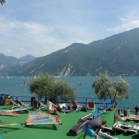 Surf Pier - Montagnoli Group 3* Limone sul Garda