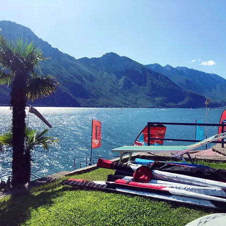 Surf Pier - Montagnoli Group Limone sul Garda